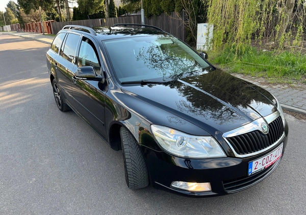 Skoda Octavia cena 28800 przebieg: 241123, rok produkcji 2011 z Złotoryja małe 191
